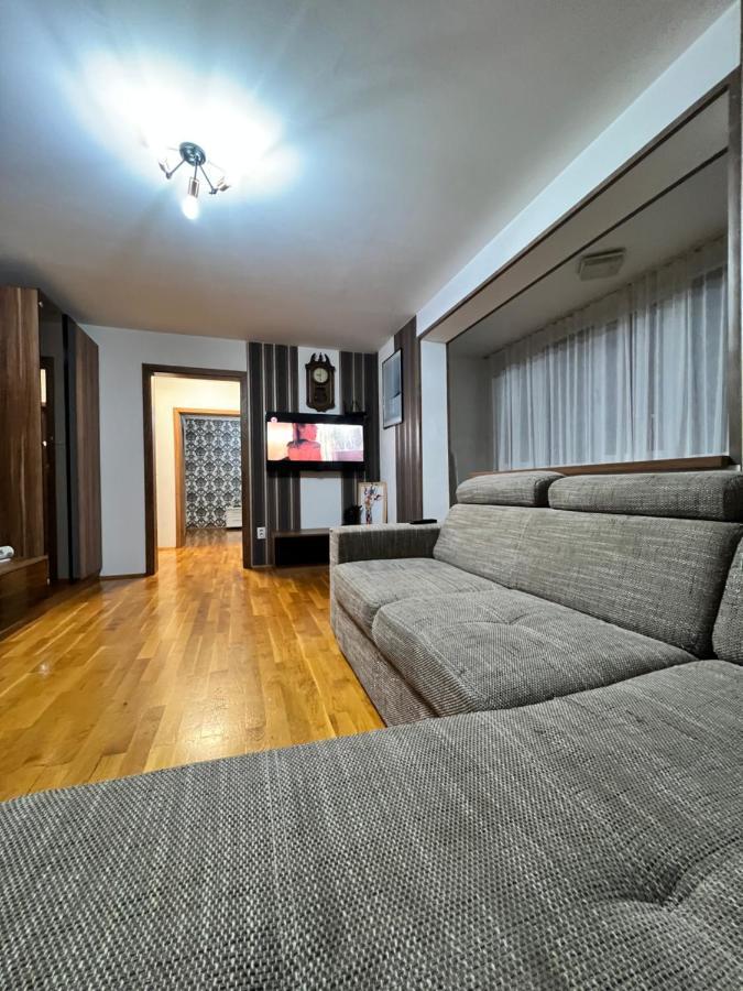Debo Apartament Lugoj Exterior photo